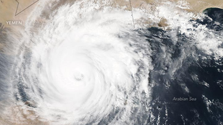 Cyclone Chapala Still Looking Nasty as it Advances on Yemen